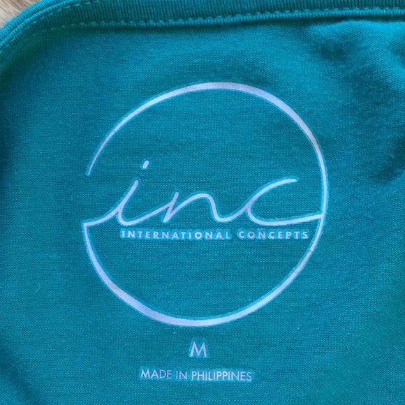 🌸INC TOP🌸 - Picture 3 of 3